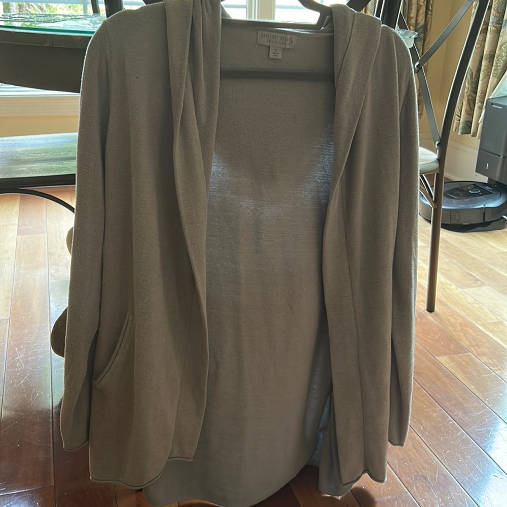 Ladies barefoot dreams jacket